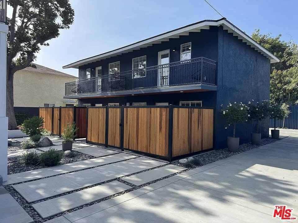 4 bed, 2.0 bath, 1200 sqft, $4,400 — Photo 3
