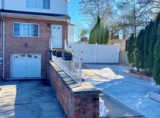 372 Maryland Ave, Staten Island, NY 10305