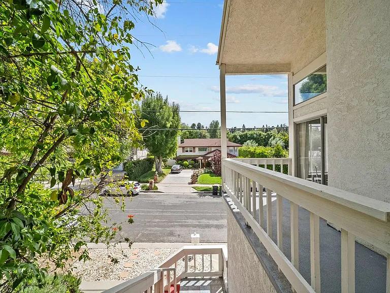 22647 Margarita Dr — Photo 2
