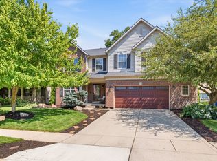 14396 Chapelwood Ln, Fishers, IN 46038