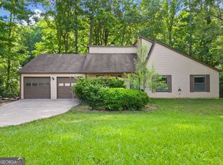 162 Riverchase Dr, Woodstock, GA 30188