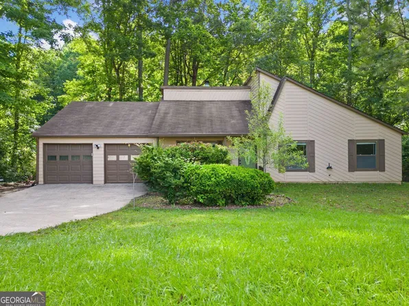 162 Riverchase Dr, Woodstock, GA 30188