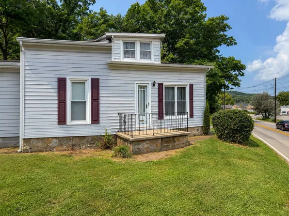 412 Main St N, McKee, KY 40447