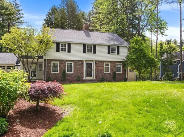 30 Meadow Dr, Sudbury, MA 01776