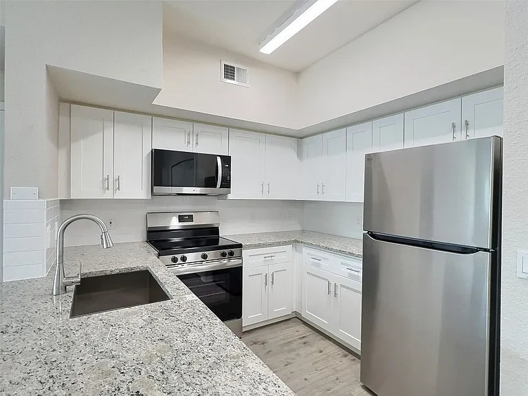 4142 Central Sarasota Pkwy #1423 — Photo 8
