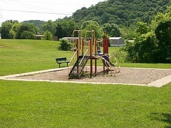 C:\Documents and Settings\ARCPC\Desktop\Kodak Pictures\1-6-2011\Playground.jpg