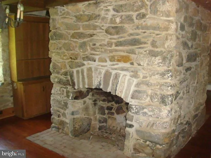 2884 Bordens Spring Rd — Photo 7