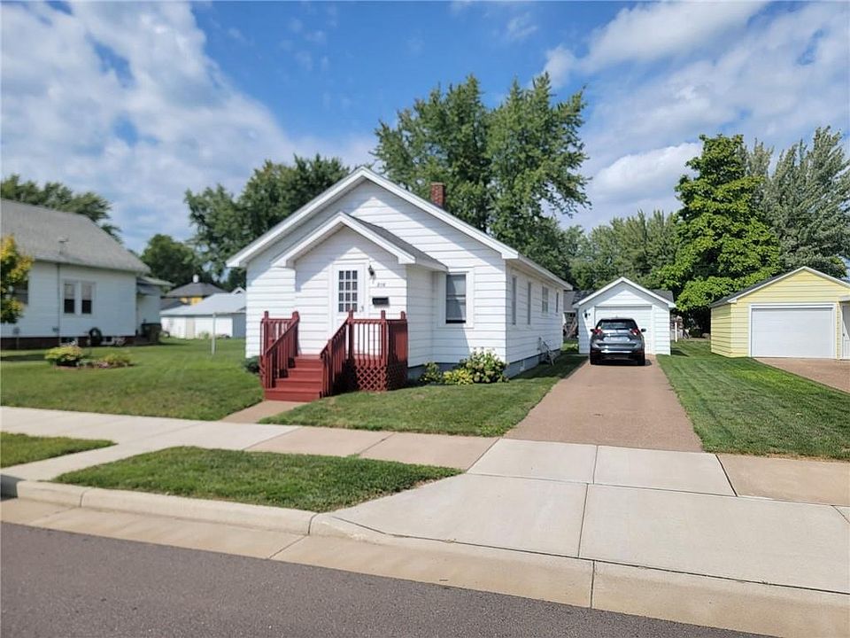 516 West Elm Street Chippewa Falls WI 54729 Zillow