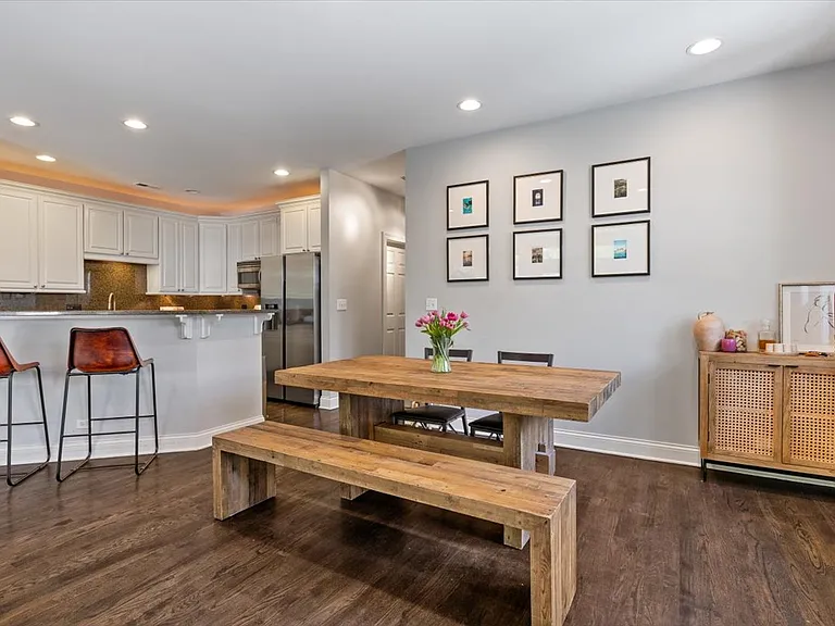 454 N Aberdeen St #2N — Photo 8