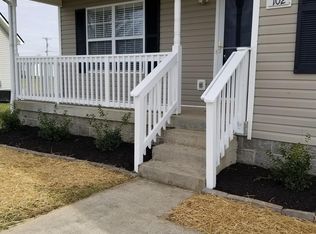 102 Josephines Ct, Oak Grove, KY 42262