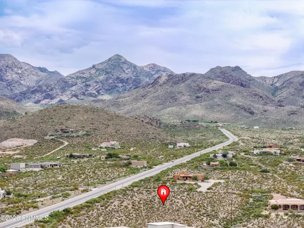 5032 Black Quartz Rd, Las Cruces, NM 88011