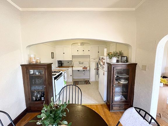 5th image of 4468 N Oakland Ave APT 36