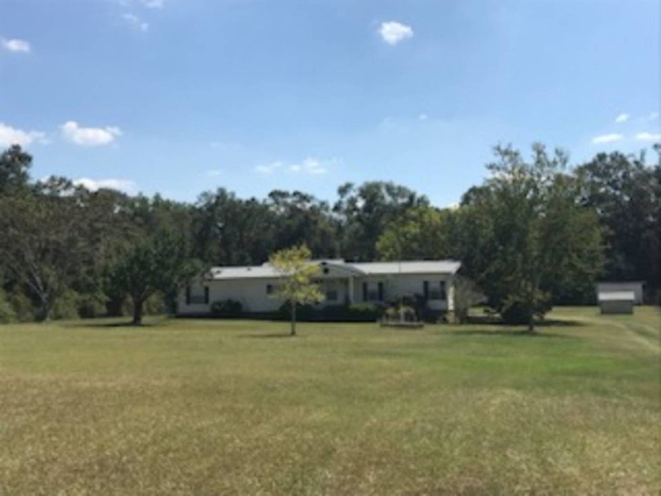2nd image of 2650 Evergreen Rd