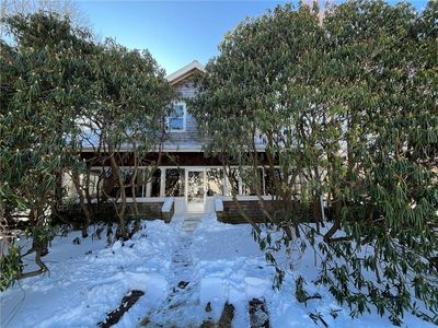 127 Longfellow Rd, Jamestown, RI, 02835