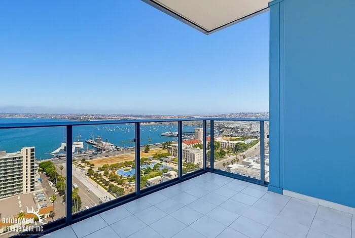 2 bed, 2.0 bath, 1375 sqft, $6,295 — Photo 2