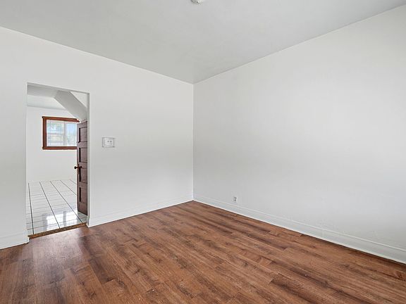 4th image of 2229 N Kedvale Ave
