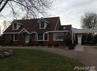 339 Webster St, Pinckney, MI 48169