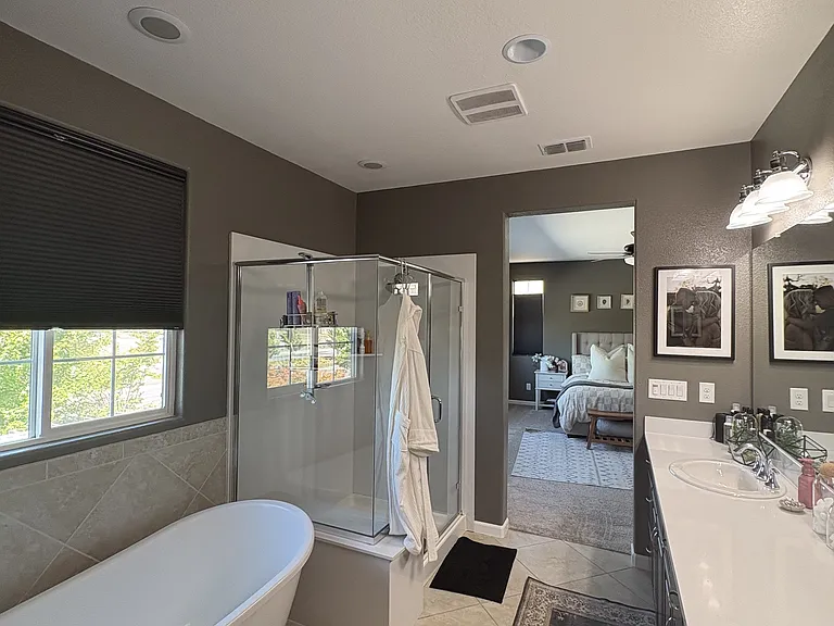 7096 Greenford Way — Photo 3