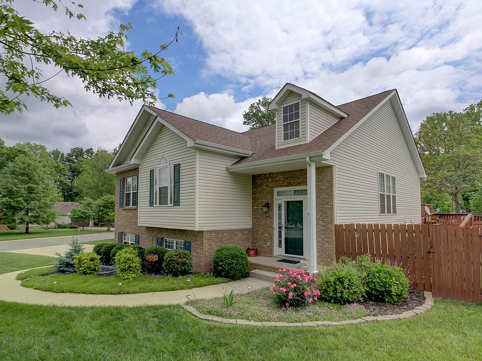 1st image of 2822 Prince Dr