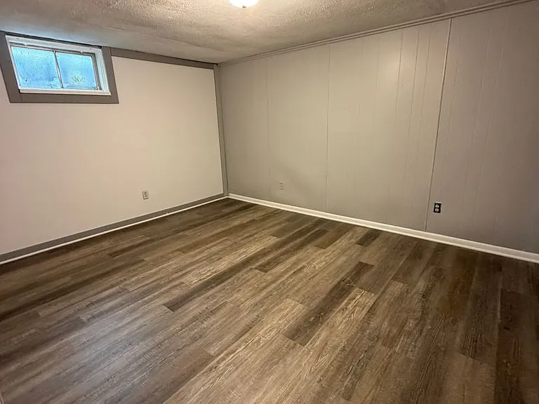 1811 Hazelwood Dr — Photo 13