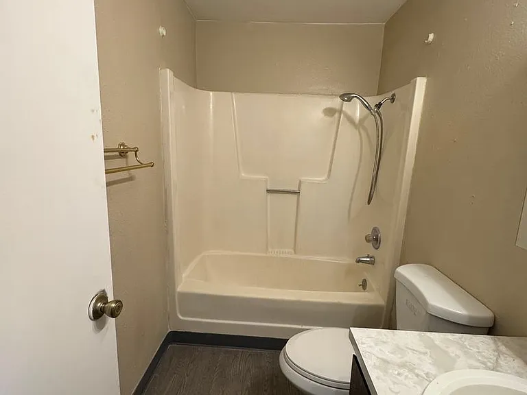 410 Brierwood Ct SE — Photo 8