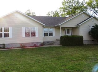 1137 Ramsey Heights Rd, West Frankfort, IL 62896