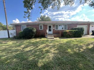 1211 E Gardena St, Ada, OK 74820