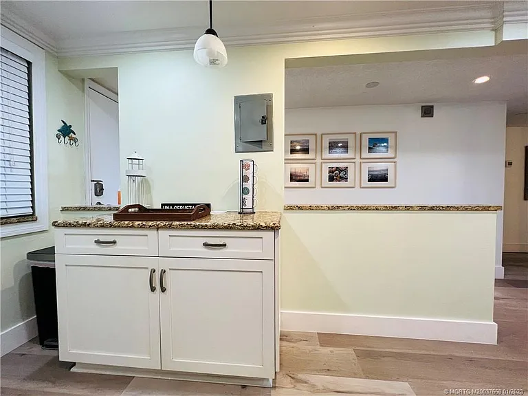 10044 S Ocean Dr #203 — Photo 12