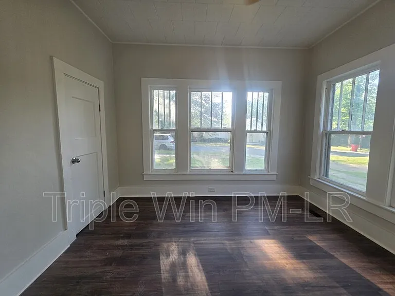 609 N Morrill St — Photo 22