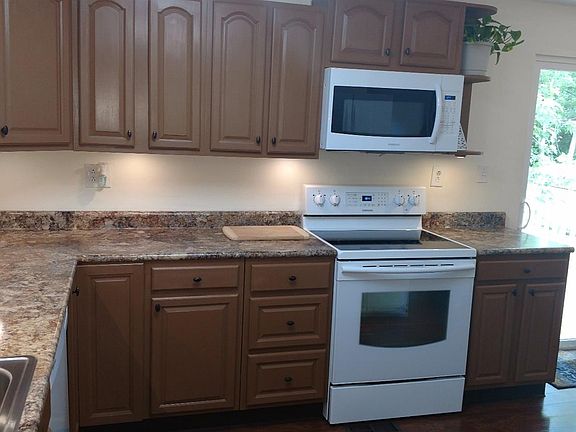 4th image of 7794 Anson Ln
