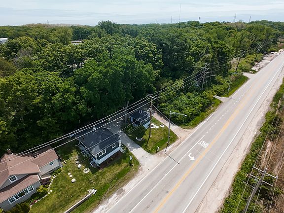 2nd image of 365 New Ave