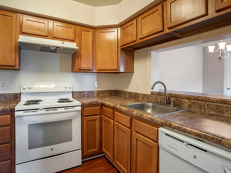Soldiers Ridge Apartments — Photo 18