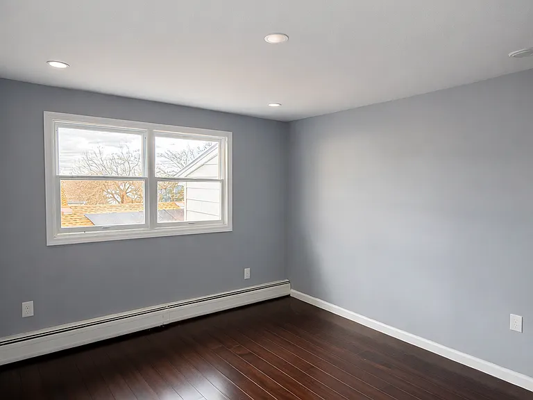 28 Treptow St #2 — Photo 7