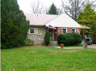 3110 Faber Dr, Falls Church, VA 22044