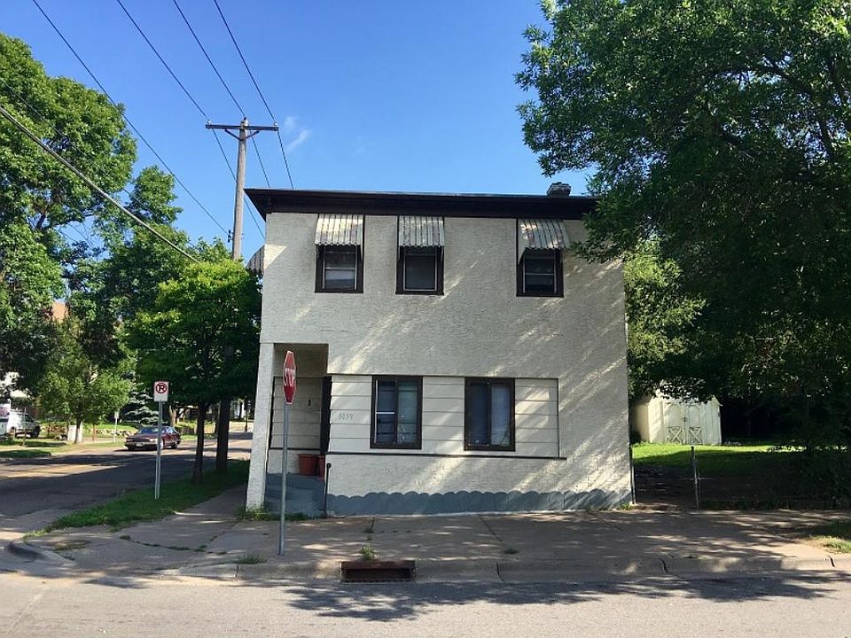 2nd image of 1059 Beech St