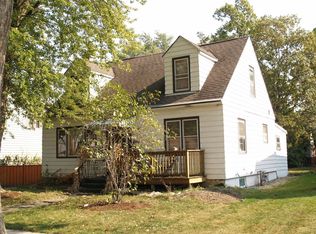 441 S Fairview Ave, Elmhurst, IL 60126