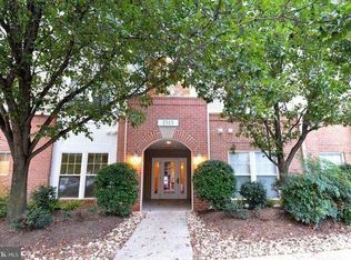 1515 N Point Dr APT 101, Reston, VA 20194