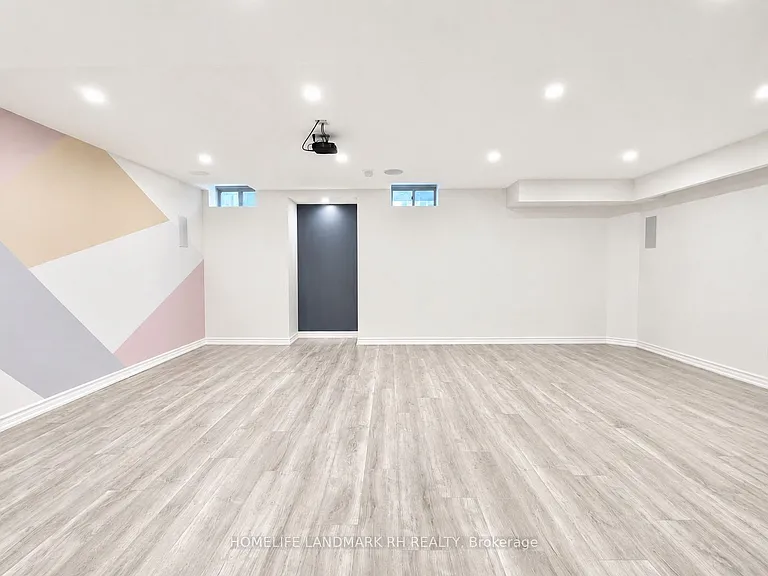91 Cobb St — Photo 25