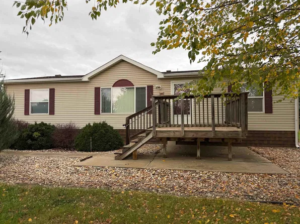 114 Robin St, Yankton, SD 57078
