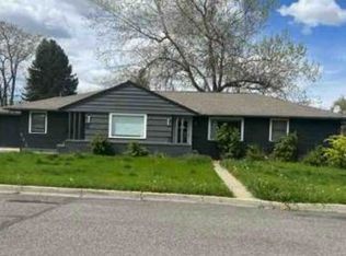 802 S 35th Ave, Yakima, WA