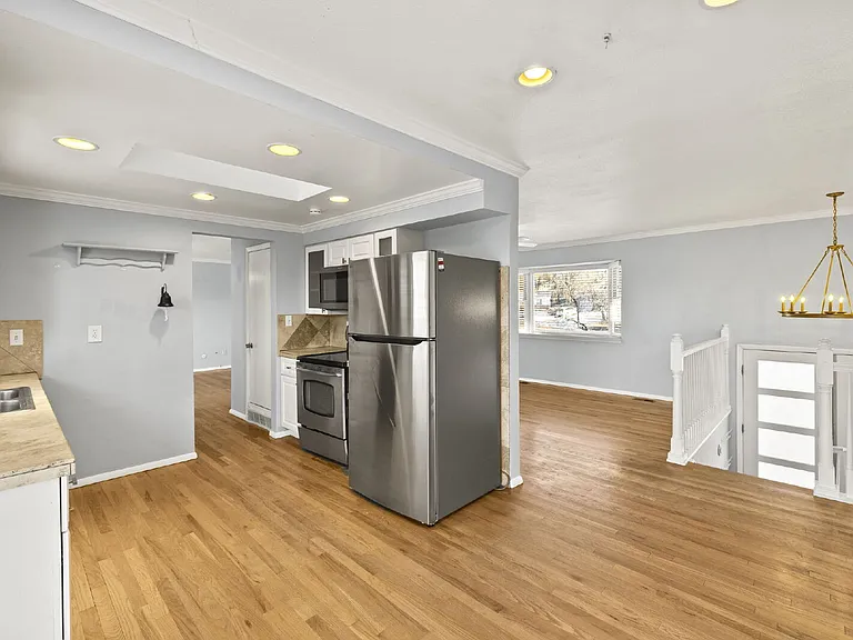 304 Cielo Vista St — Photo 19