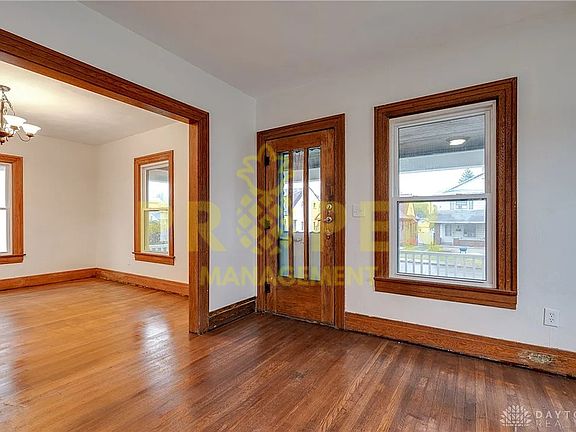2nd image of 2061 Auburn Ave