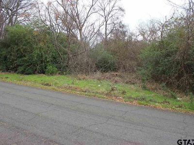 320 E Lake Dr, Gladewater, TX, 75647