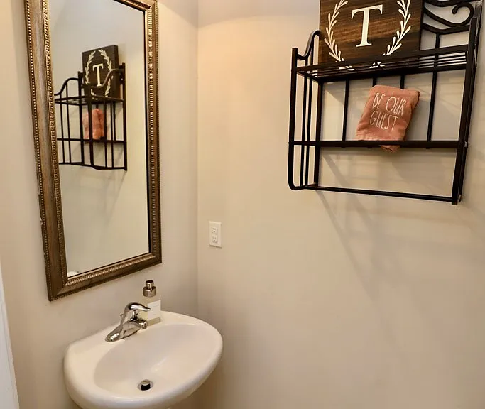 54 Edinburgh Castle Ln — Photo 9