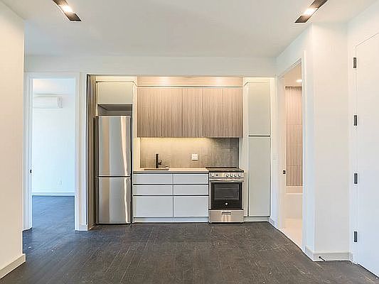 1st image of 229 Winthrop St #2D