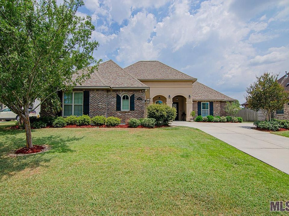 1st image of 15264 Taormina Dr