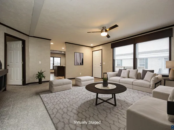 6006 S Prestwick Pl, Sioux Falls, SD 57106