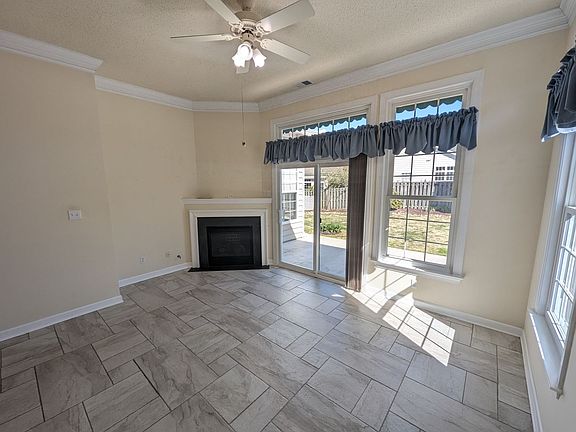 5th image of 6236 Sommerset Ln