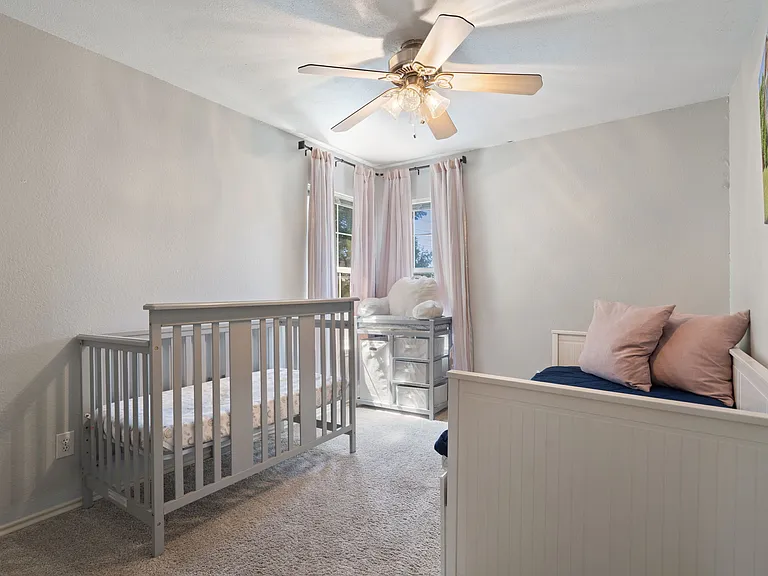 141 Morningside Dr — Photo 30