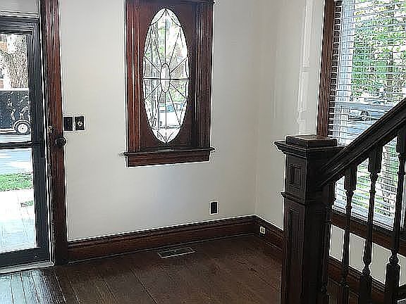 5th image of 1115 W Edwards St